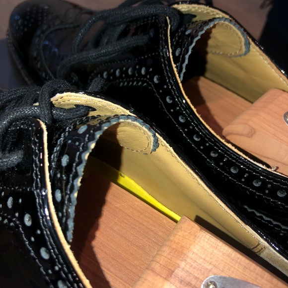 SOLD COLE HAAN BLACK PATENT DRESS SHOE SZ 9 - Picture 6 of 7